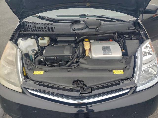 Toyota Prius Image 10