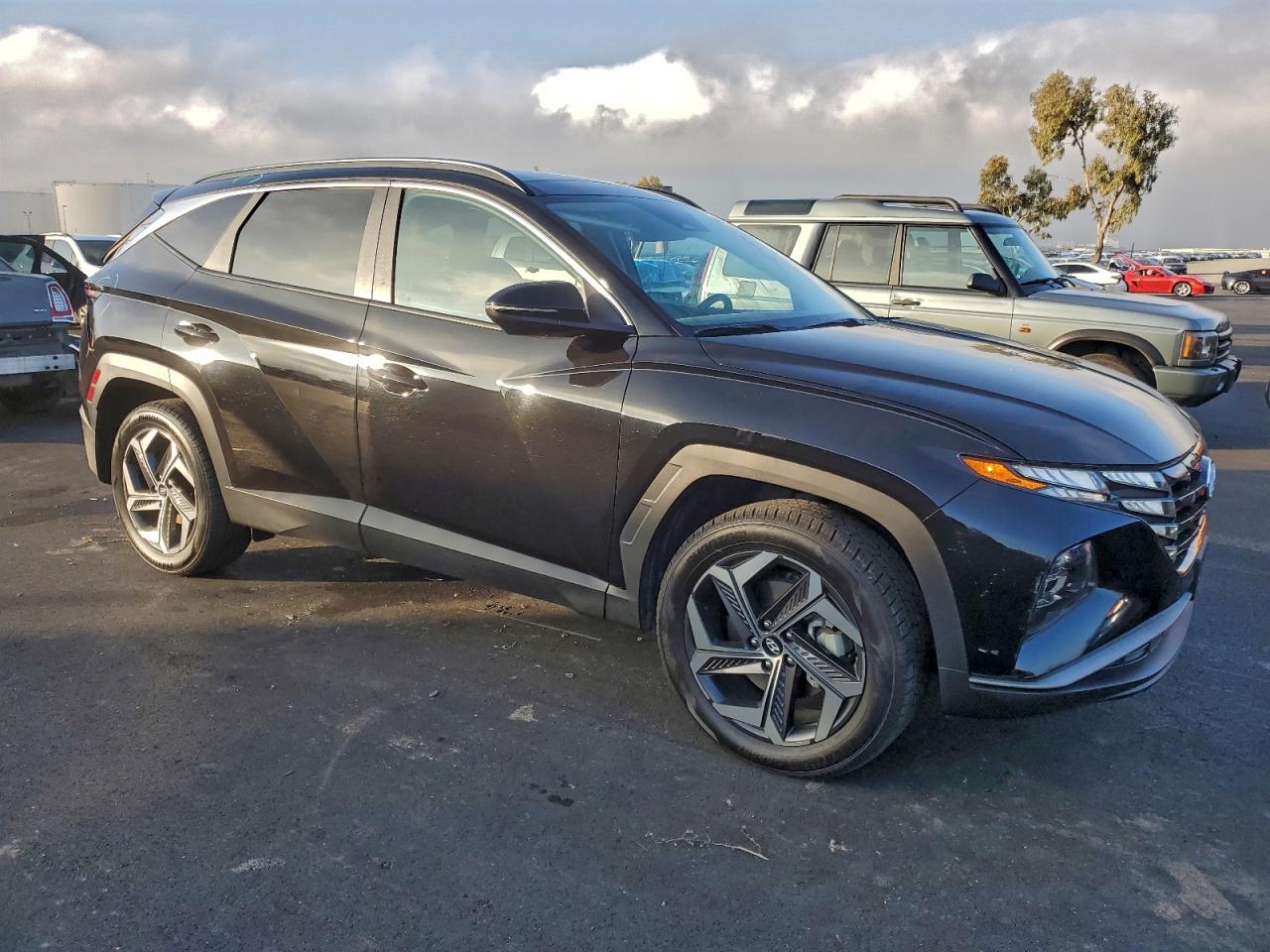 Hyundai TUCSON Sel Convenience Image 3