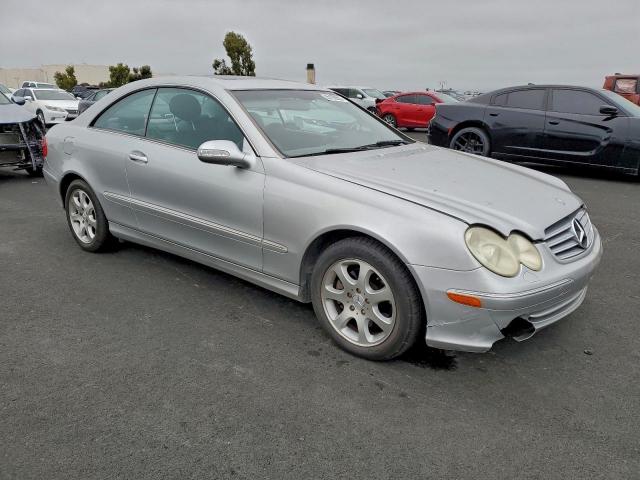 Mercedes-Benz Clk-class 320c Image 5