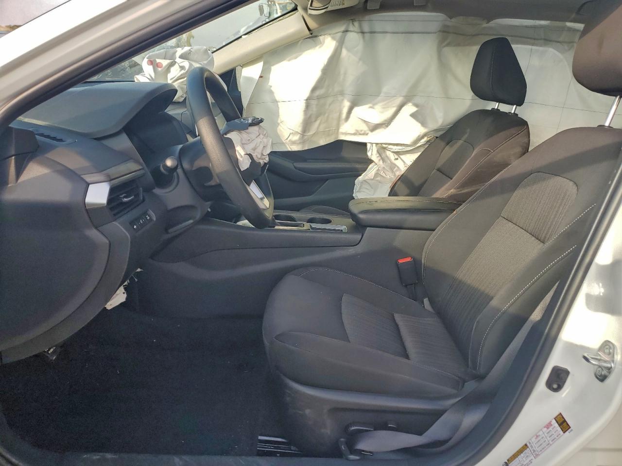 Nissan Altima Sv Image 4