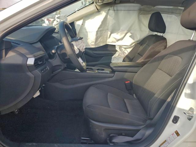 Nissan Altima Sv Image 4