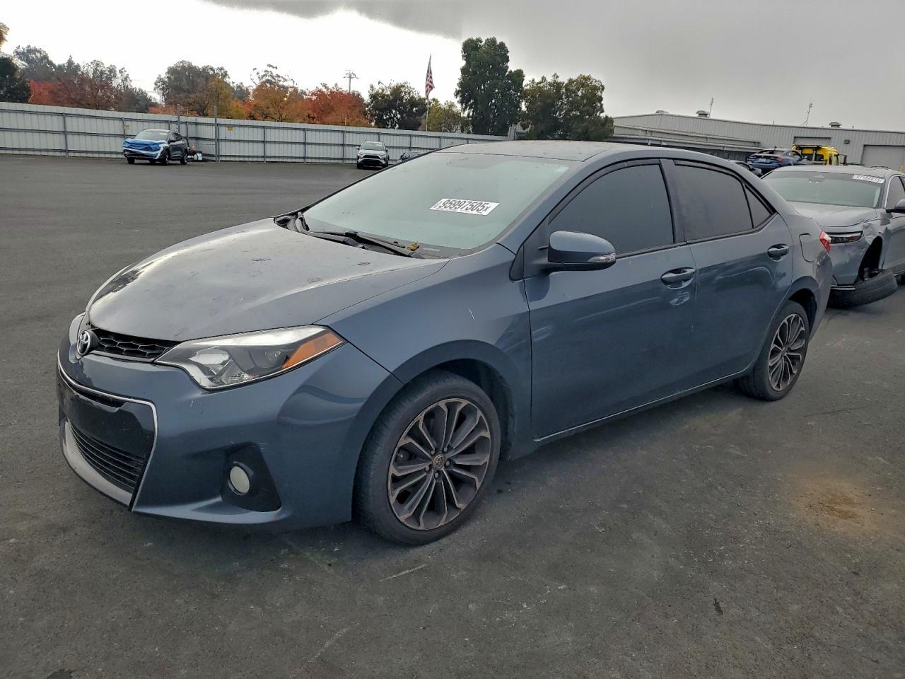 Toyota Corolla L Image 1