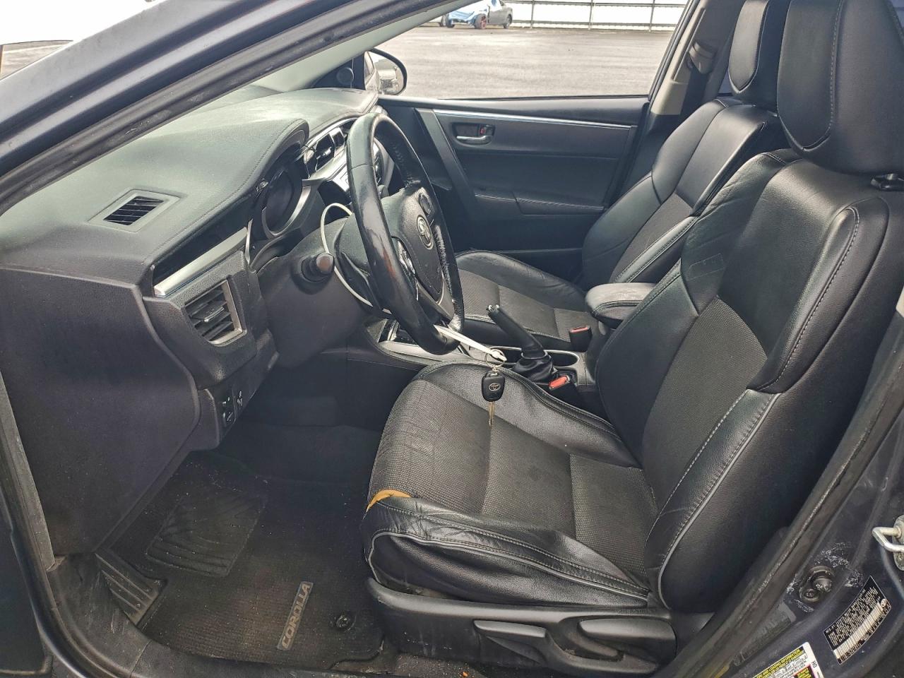 Toyota Corolla L Image 8