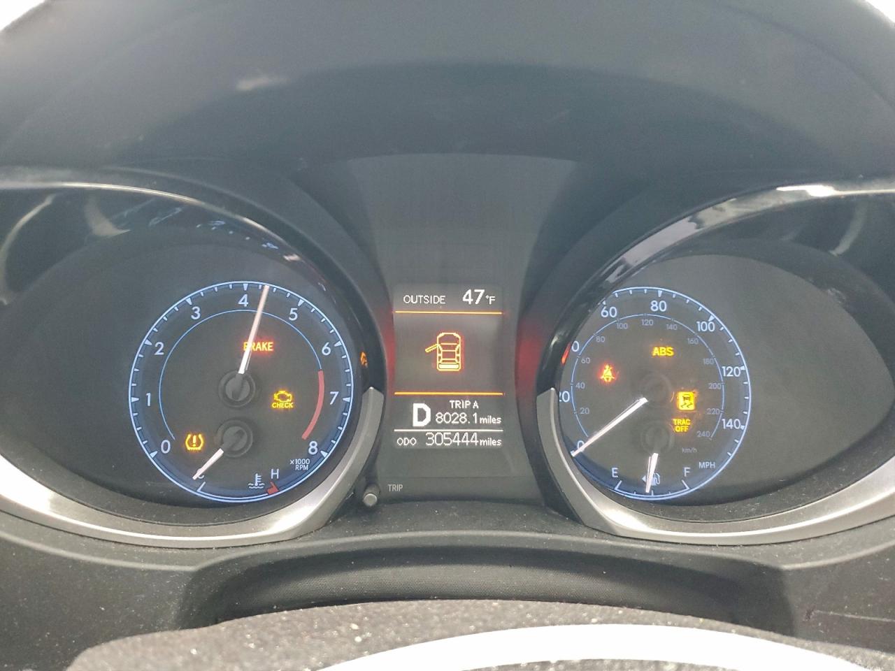 Toyota Corolla L Image 11