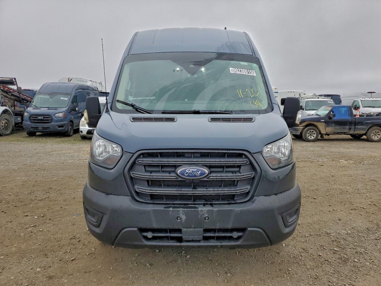 Ford Transit T-250 Image 8