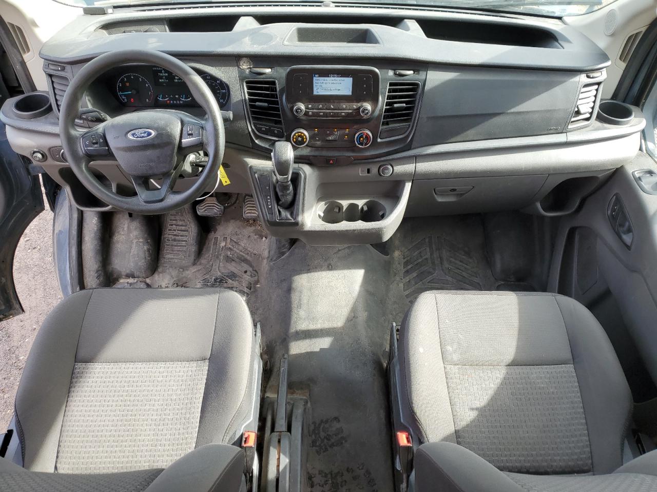 Ford Transit T-250 Image 6