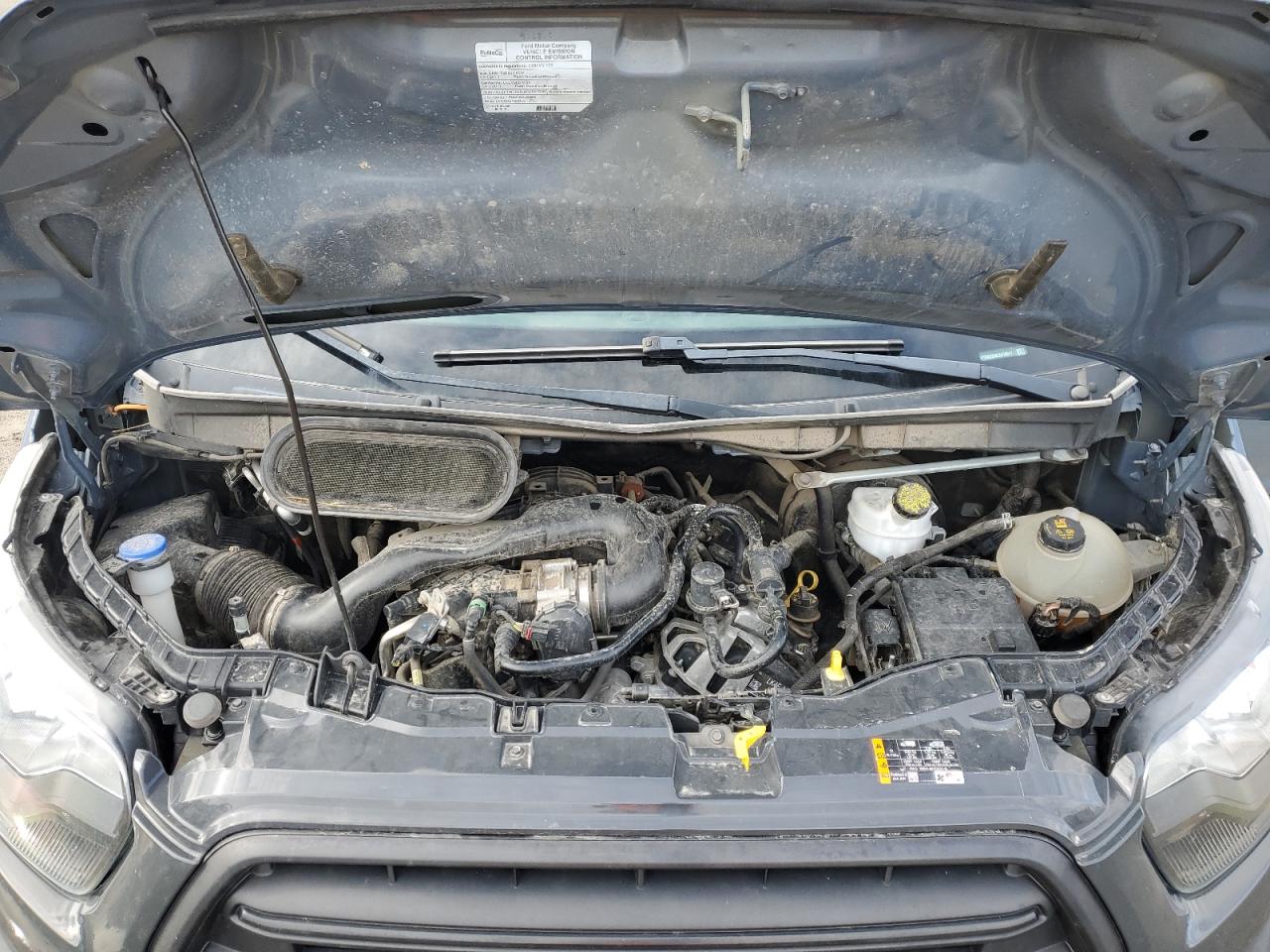 Ford Transit T-250 Image 12