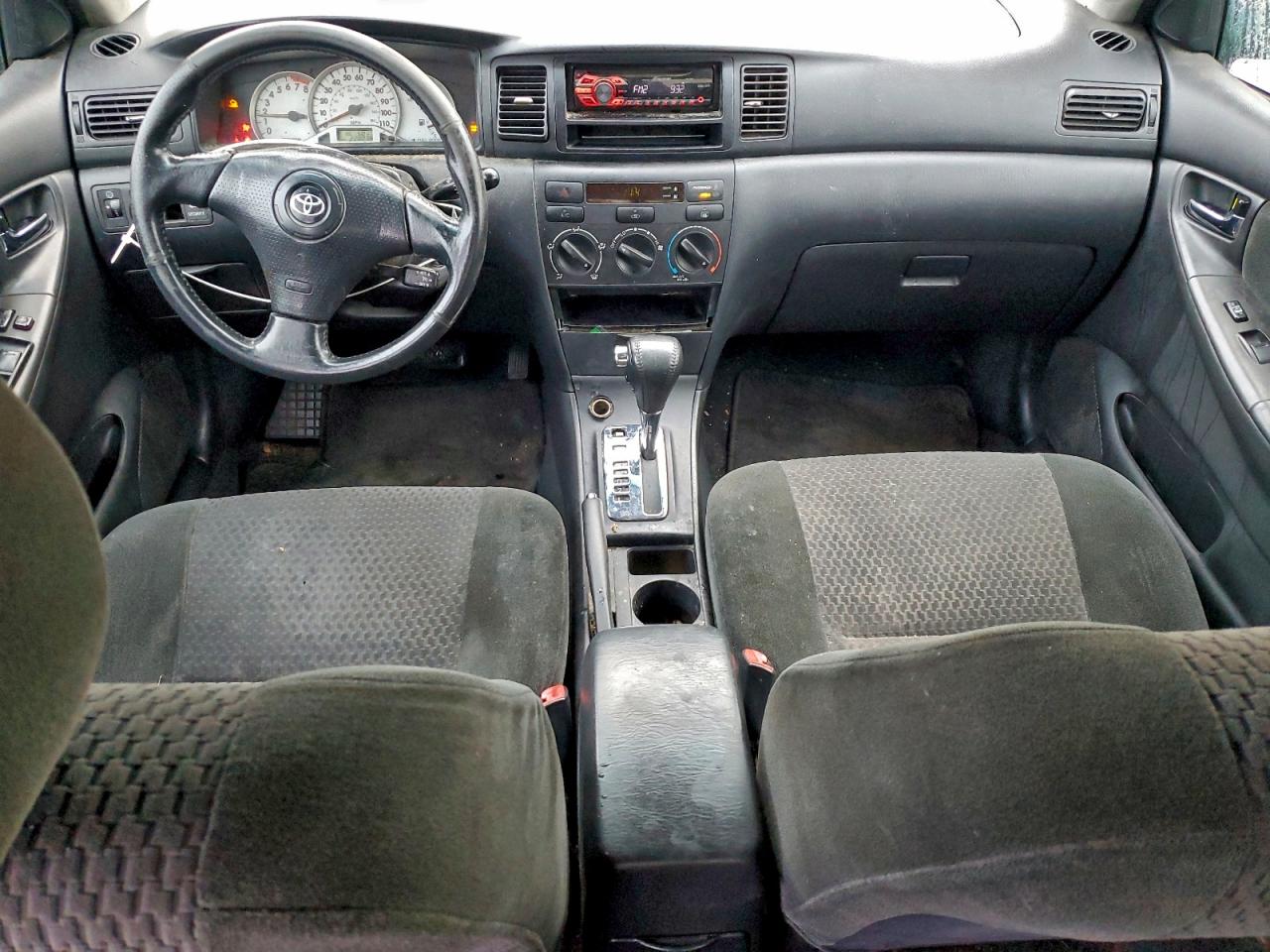 Toyota Corolla Ce Image 3