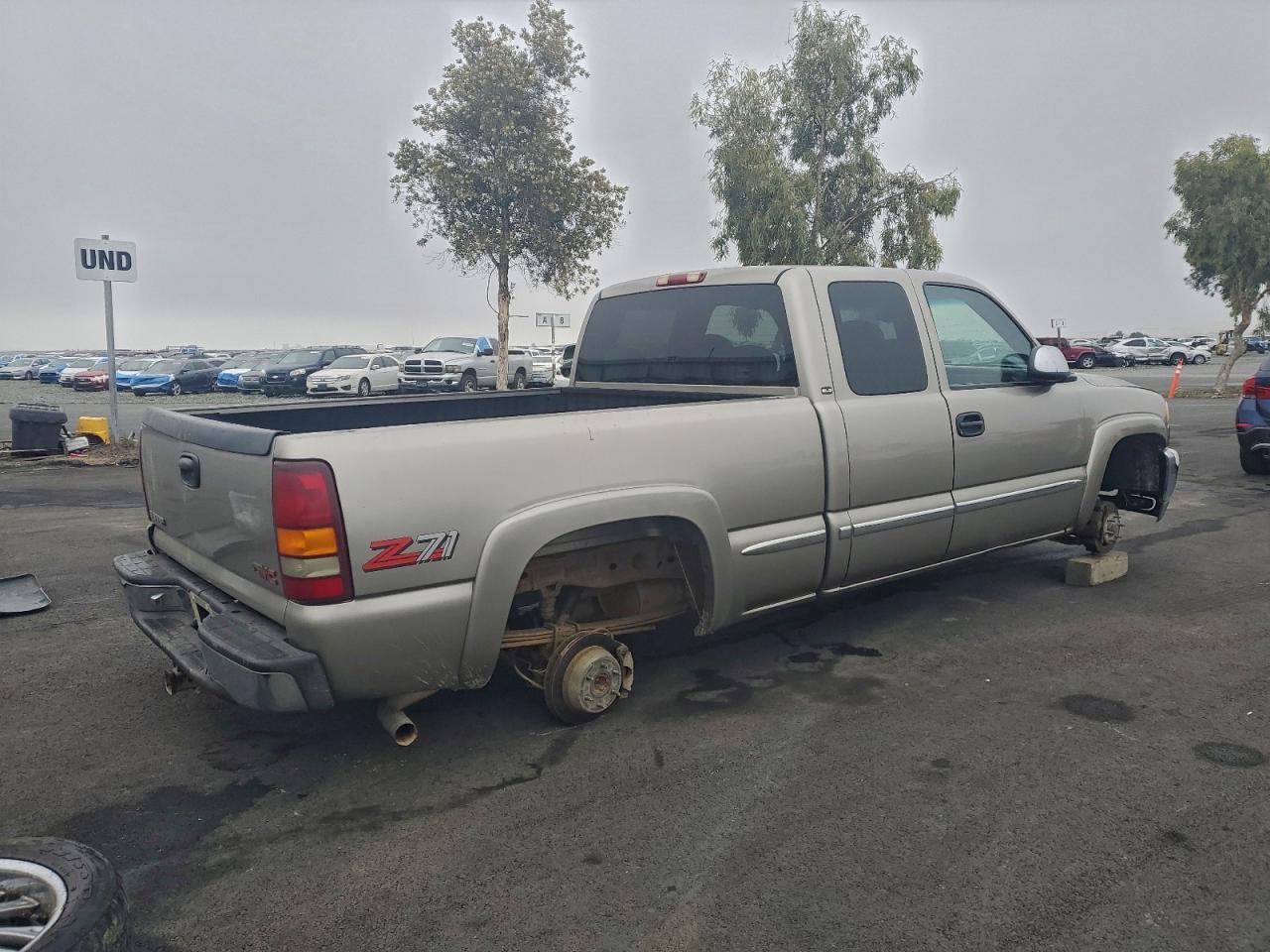 GMC Sierra K1500 Image 3