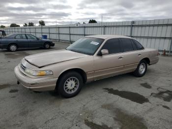  Salvage Ford Crown Vic