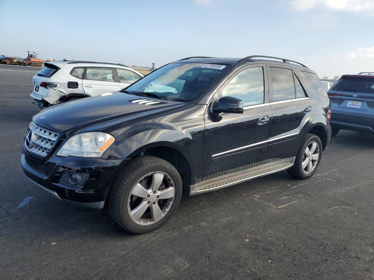 Mercedes-Benz M-Class 350 4matic Image 1