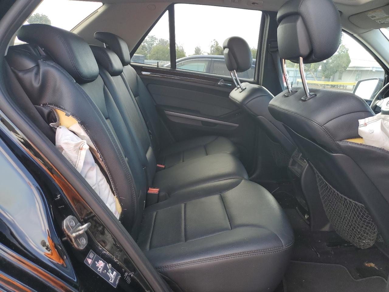 Mercedes-Benz M-Class 350 4matic Image 12