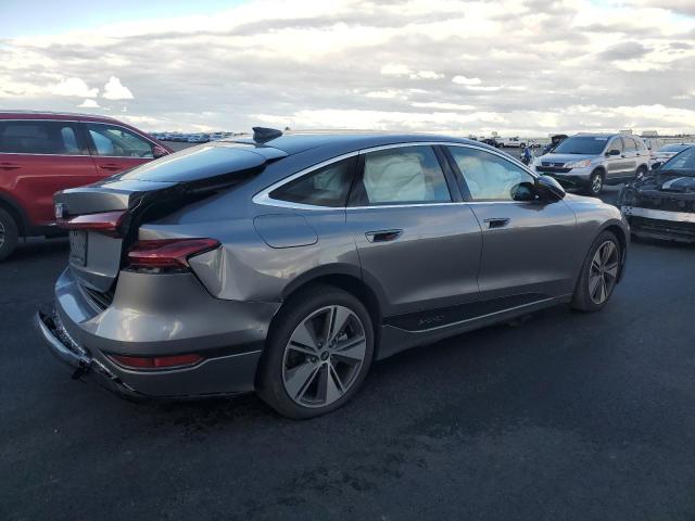 Audi A6 Premium 55 Image 4