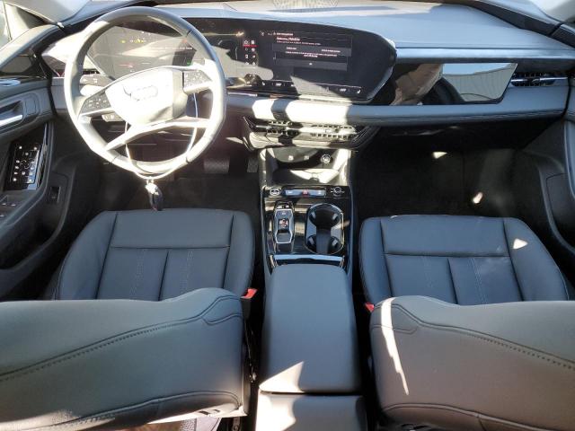 Audi A6 Premium 55 Image 11