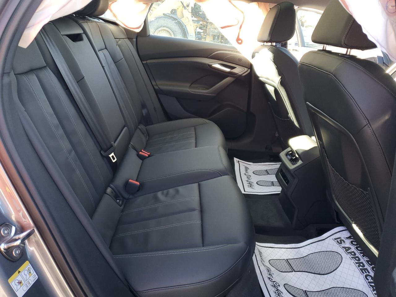 Audi A6 Premium 55 Image 10