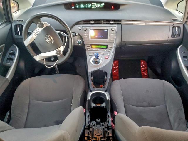 Toyota Prius Image 10