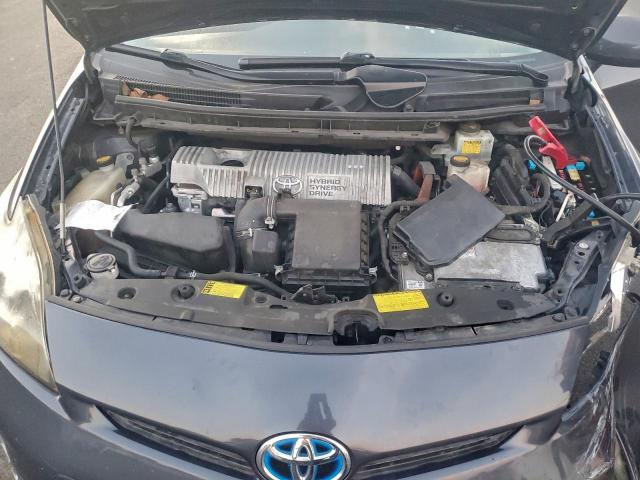 Toyota Prius Image 11