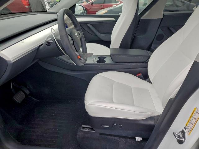 Tesla Model Y Image 11