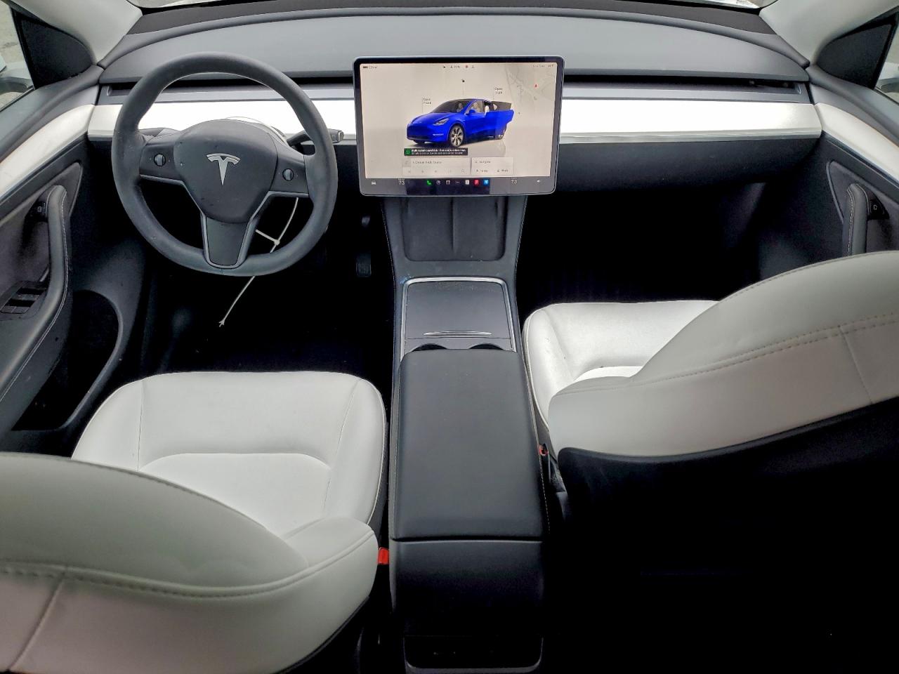 Tesla Model Y Image 13