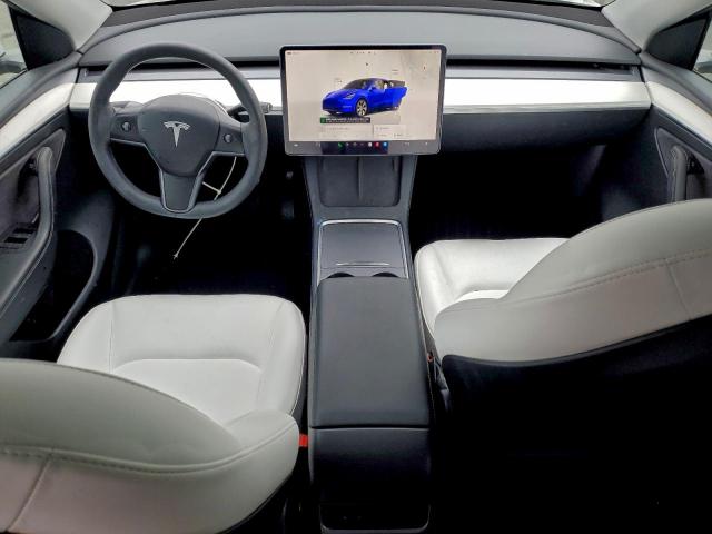 Tesla Model Y Image 13