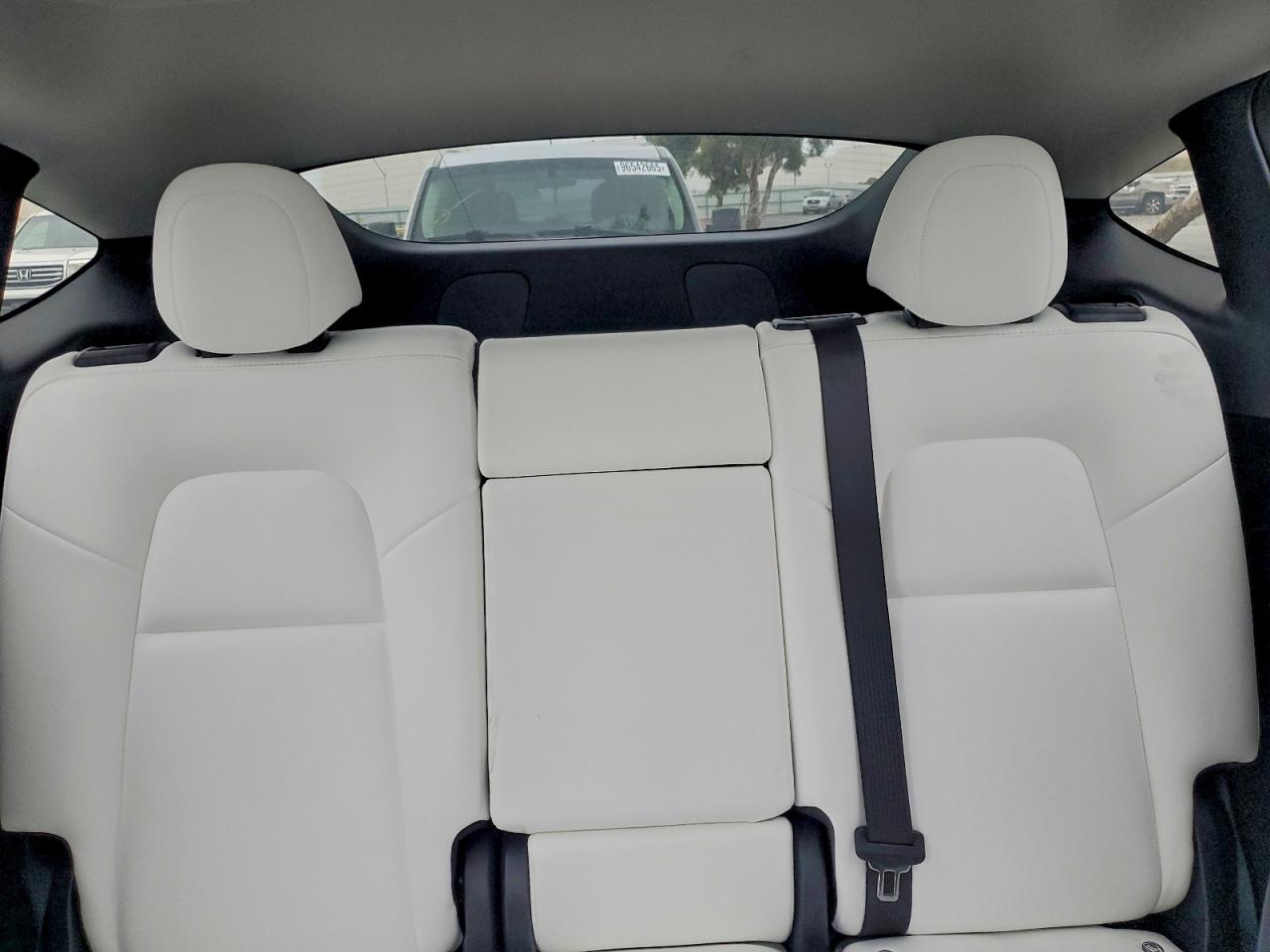 Tesla Model Y Image 10