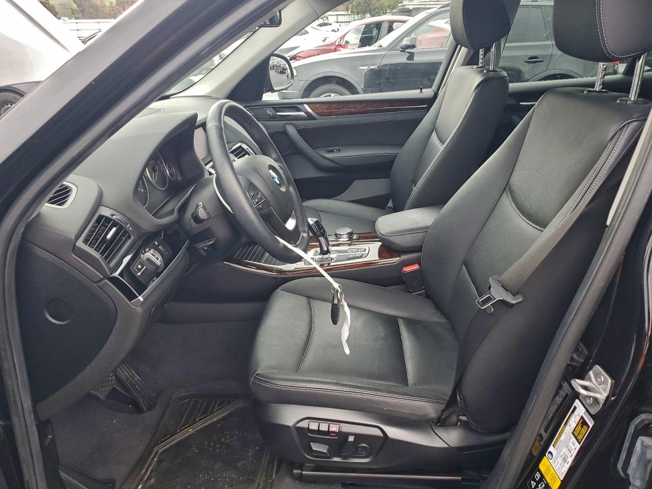 BMW X Series Xdrive28i Image 2