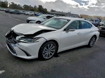  Salvage Lexus Es