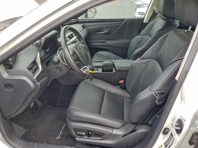 Lexus Es 300h Image 3