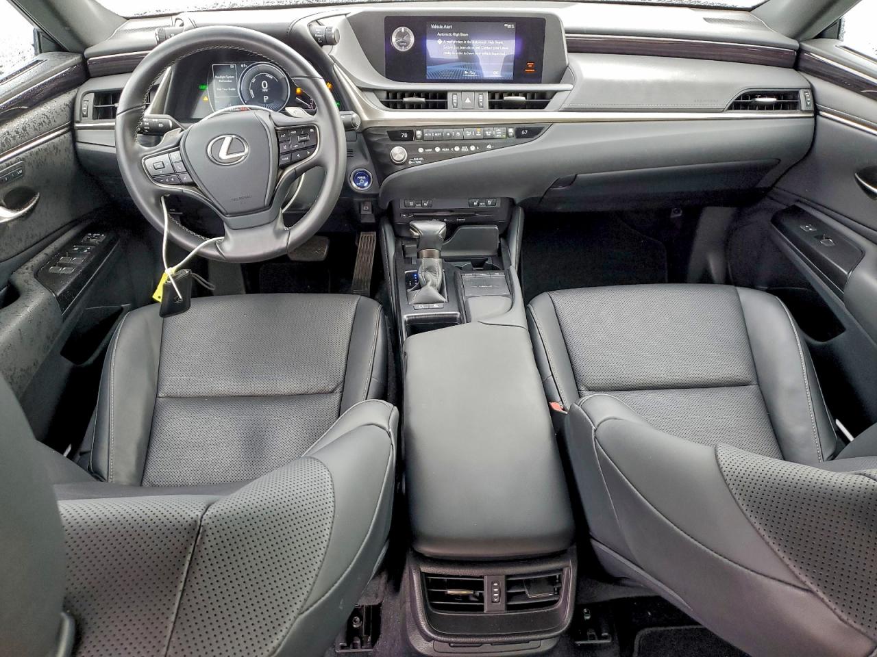 Lexus Es 300h Image 12
