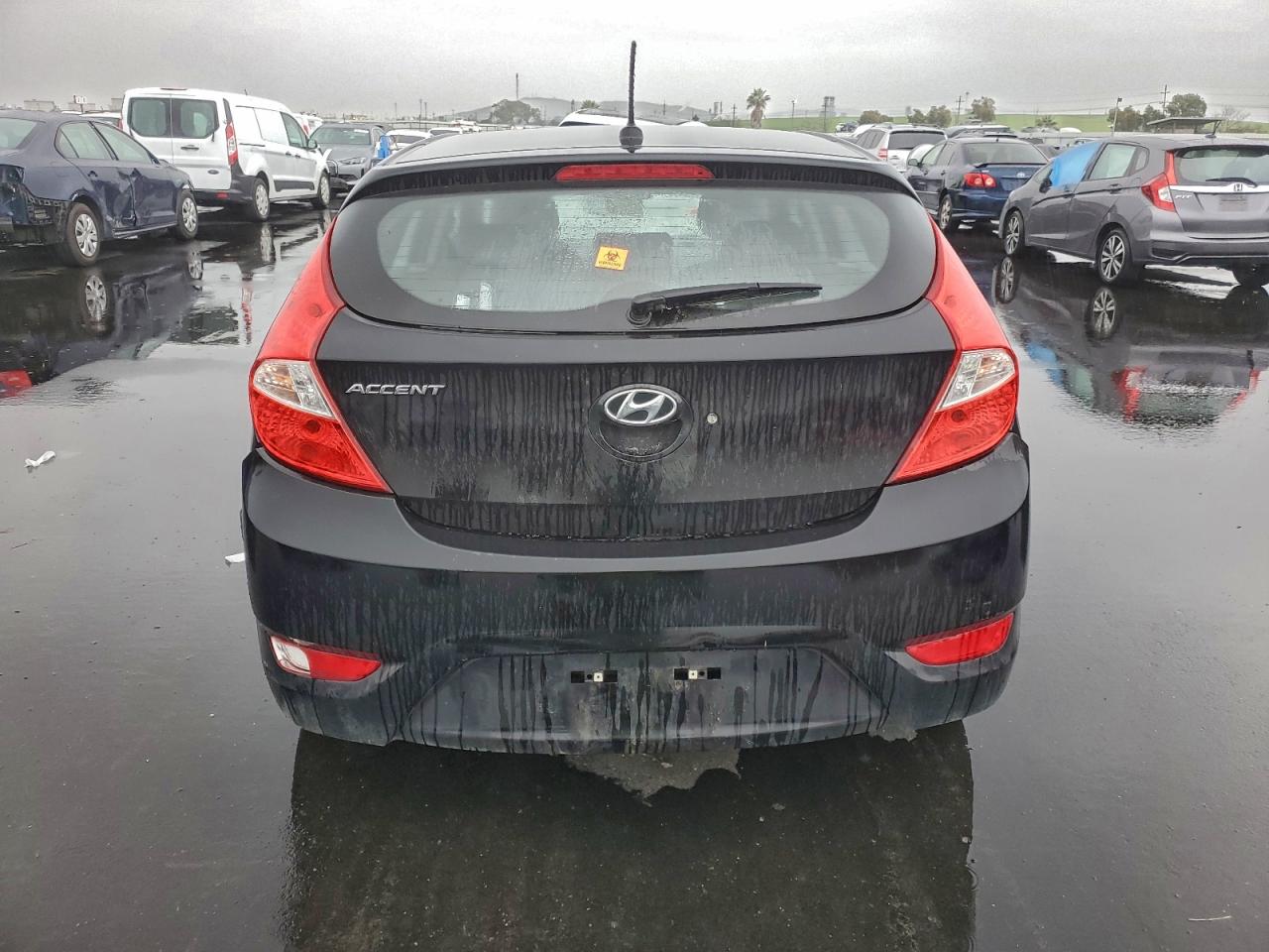 Hyundai ACCENT Se Image 3