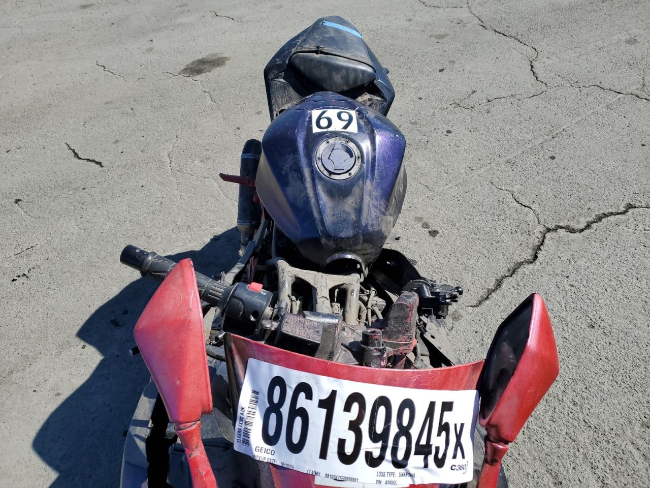 Kawasaki Ex A Image 4