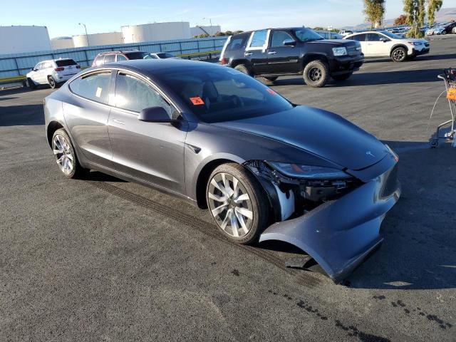 Tesla Model 3 Image 6