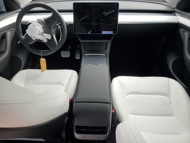 Tesla Model Y Image 8