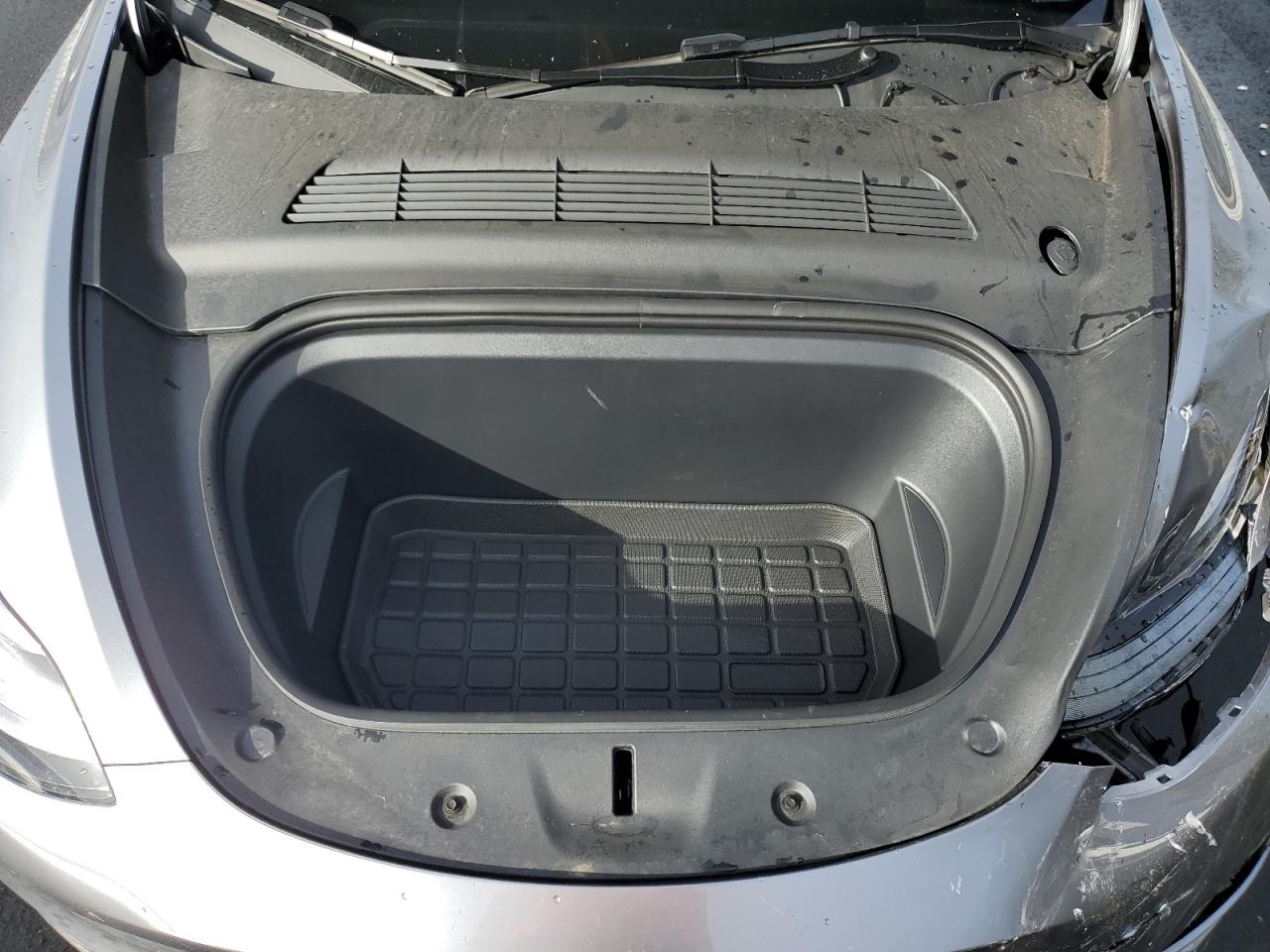 Tesla Model Y Image 13