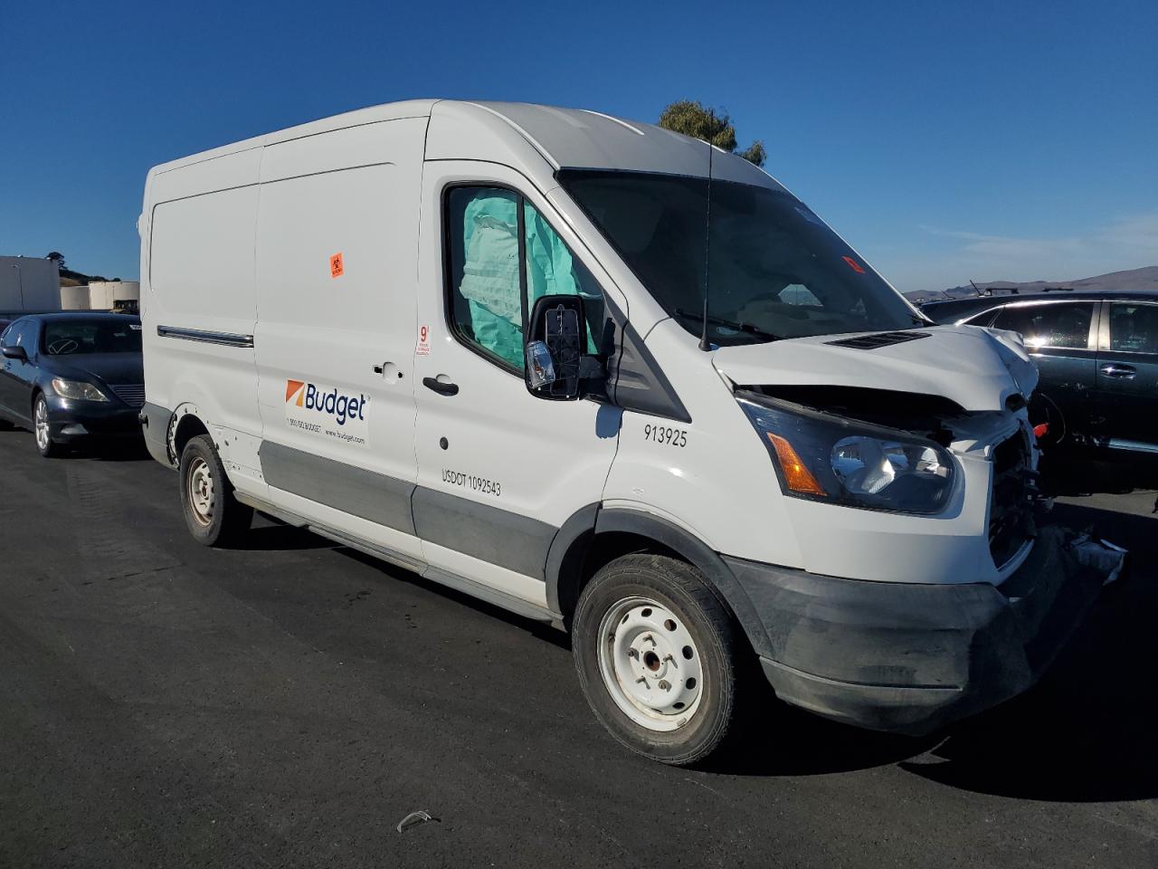 Ford Transit T-150 Image 2