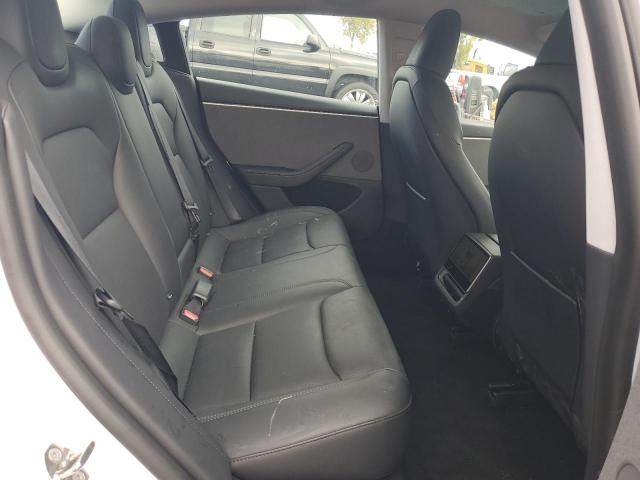 Tesla Model 3 Image 6