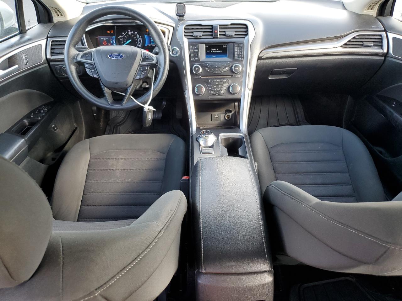 Ford Fusion Se Hybrid Image 8