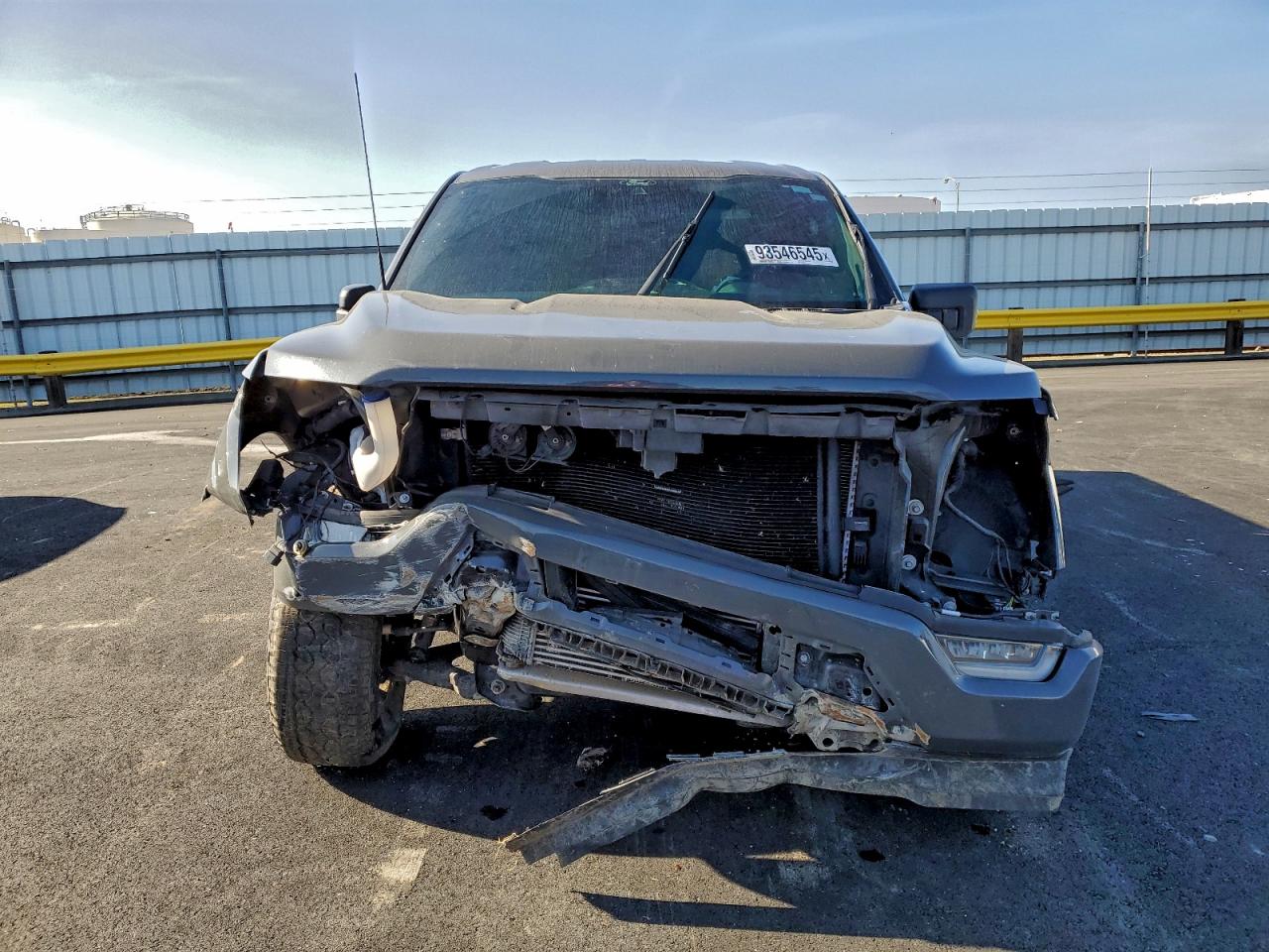 Ford F-150 Supercrew Image 4