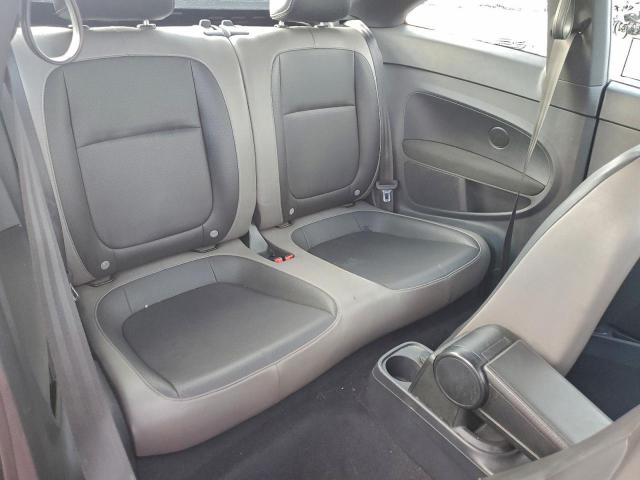 Volkswagen Beetle 1.8t Image 2