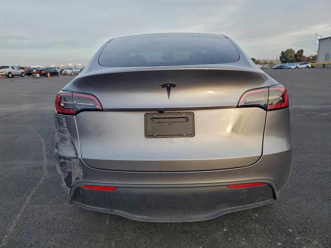 Tesla Model Y Image 12