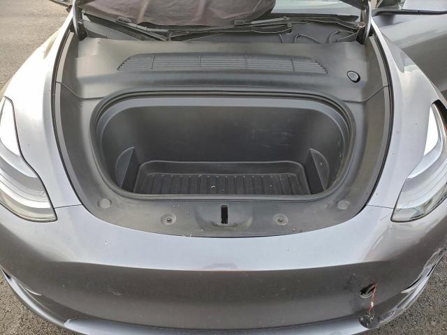 Tesla Model Y Image 6