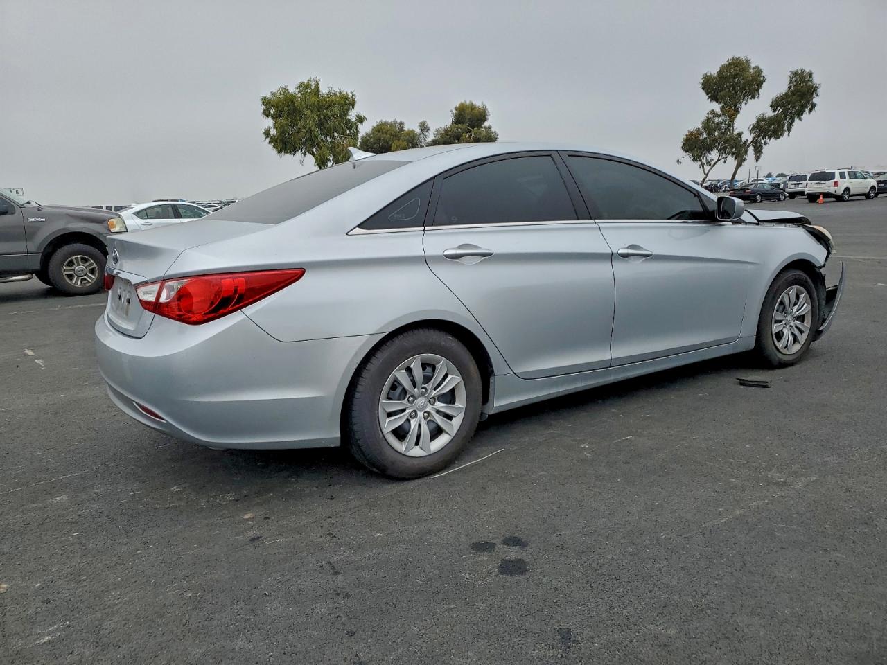 Hyundai SONATA Gls Image 5