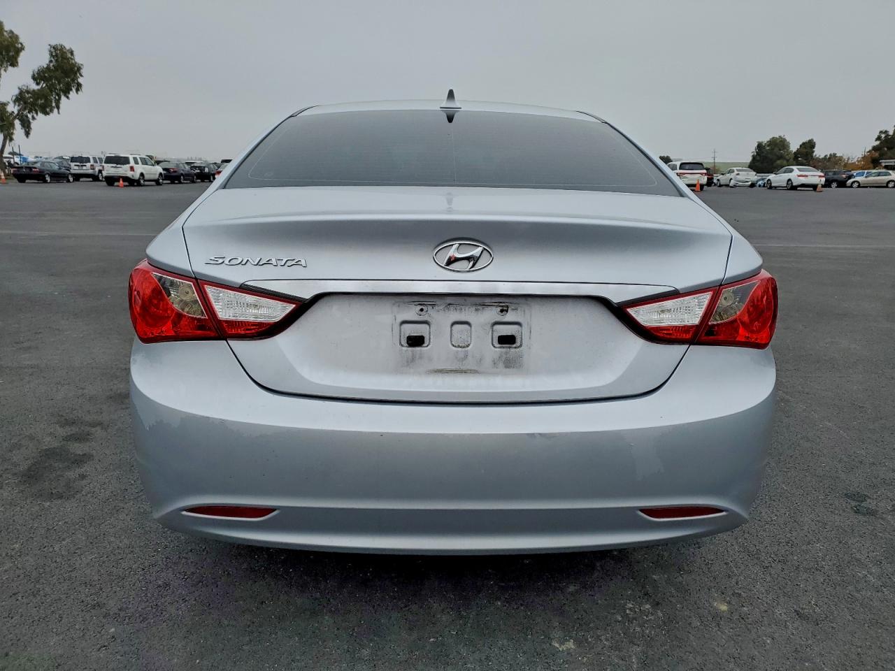 Hyundai SONATA Gls Image 3