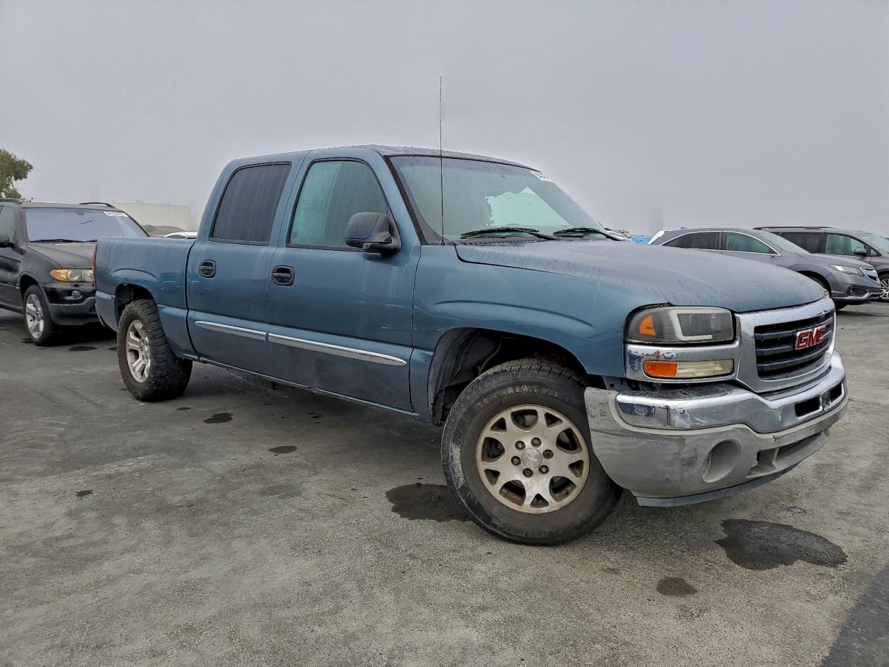 GMC Sierra C1500 Classic Image 3