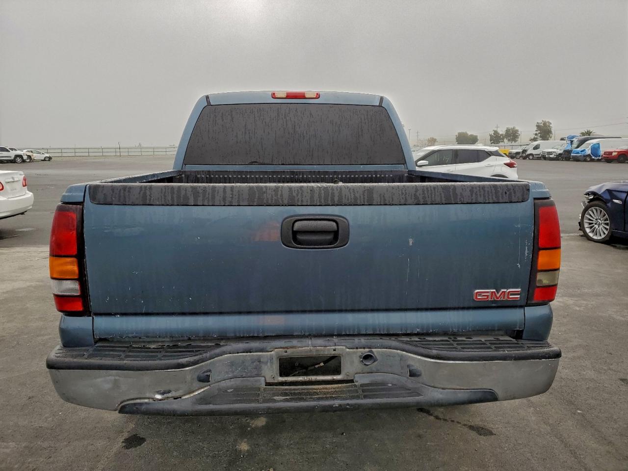 GMC Sierra C1500 Classic Image 11