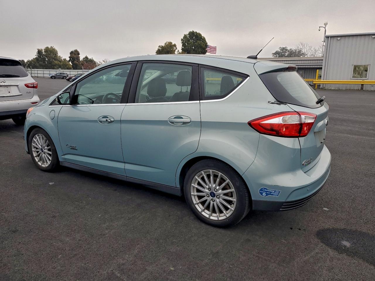 Ford Cmax Premium Image 12