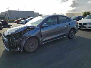  Salvage Kia Rio