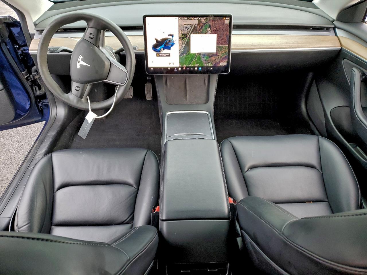 Tesla Model 3 Image 12