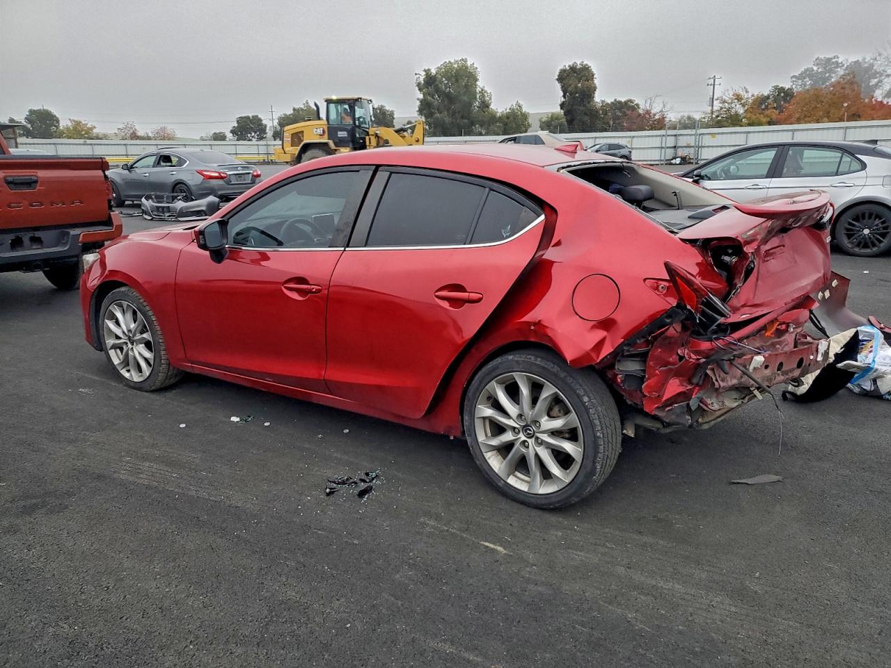 Mazda 3 Grand Touring Image 2