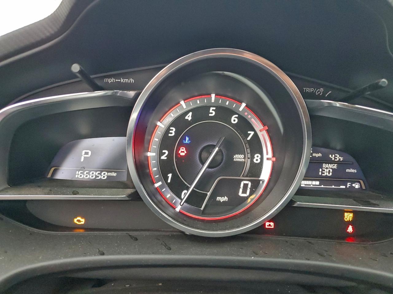 Mazda 3 Grand Touring Image 5